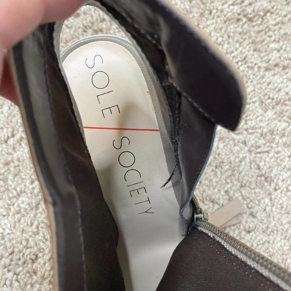 Sole Society Arizona night taupe block heel booties size 8 - Picture 10 of 10